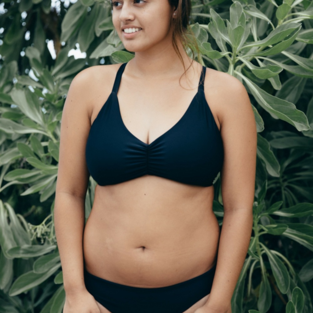 BLACK LAVA KOHANAIKI BIKINI TOP